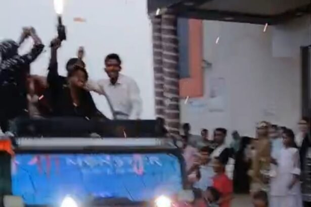 Video of Dance and Stunts on Thar at Wedding Goes Viral; Police Issue Fine of ₹22,500 IMAGE CREDIT TO REPORTER