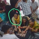 In Hapur's Sarrafa Bazaar, Woman Steals Gold Chain, Entire Incident Captured on CCTV IMAGE CREDIT TO POLICE