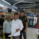 Greater Noida Authority's campaign against single-use plastic in Sector P-2: 20 kilograms of plastic seized IMAGE CREDIT TO AUTHORITY