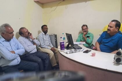 The Uttar Pradesh Shramjeevi Journalist Union will honor 10 journalists, and a one-day workshop will be organized in December IMAGE CREDIT TO REPORTER UNION
