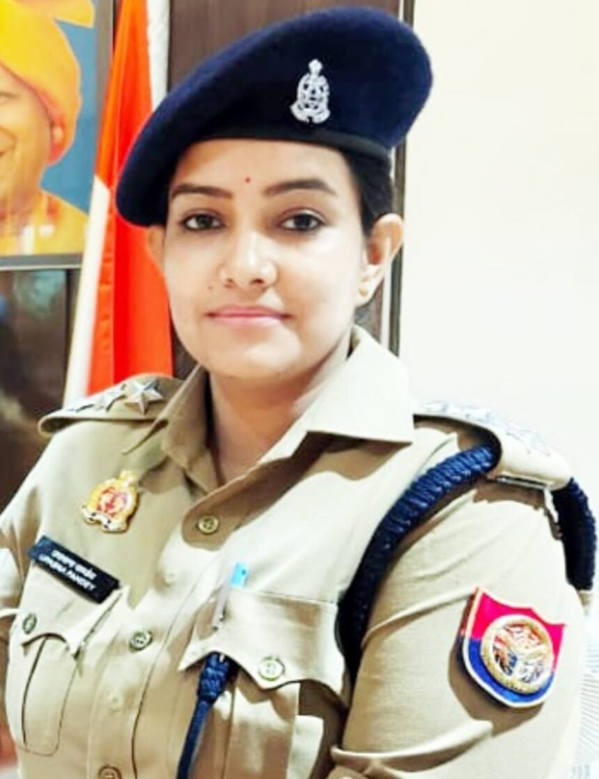 The Nandgram Pink Booth police tracked down the missing girl within just 3 hours and handed her over to her family IMAGE CREDIT TO POLICE