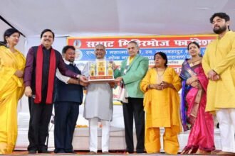 A grand National Poets' Conference was held in Vasundhara: The poets' performances were filled with feelings of patriotism, social service, and literature IMAGE CREDIT TO Roop Chaudhary