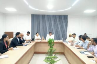 Meeting Held Under DM's Chairmanship to Discuss Cleanliness of Hindon River IMAGE CREDIT TO INFORMATION DEPARTMENT