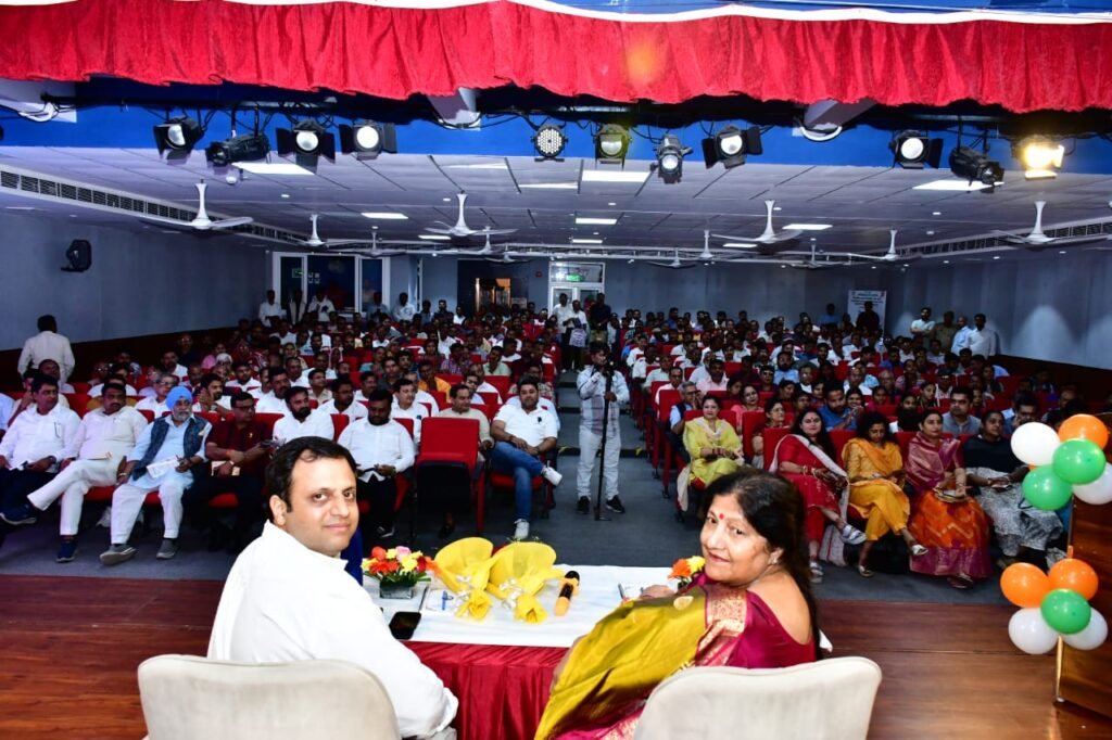 शताब्दी संकल्प @2047 : नगर निगम ने किया कार्यक्रम का आयोजन 2 WhatsApp Image 2025 10 13 at 9.07.10 PM