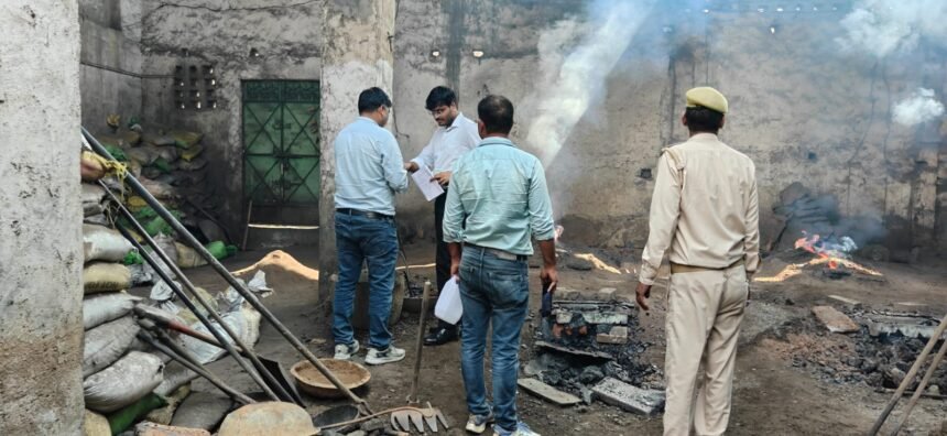 Pollution Control: 23 Illegal Factories Sealed in Loni, Water Samples from 7 Factories Collected and Sent for Lab Testing IMAGE CREDIT TO Pollution Board