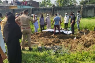 After 42 days, on the DM's orders, the body of the married woman was exhumed from the grave; police took action based on the sister's complaint IMAGE CREDIT TO POLICE