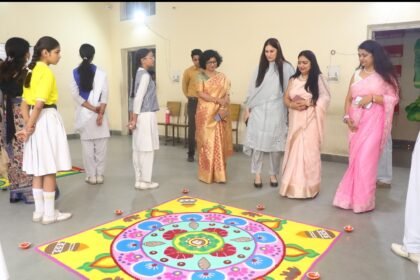 Diwali Fest organized at Shri Thakurdwara Girls' School IMAGE CREDIT TO SCHOOL