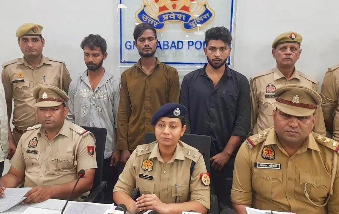 Mussoorie police solved a theft case, arresting three suspects and recovering the stolen goods IMAGE CREDIT TO POLICE