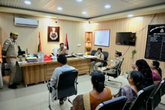 Additional CP Keshav Kumar Chaudhary held a meeting with the counselors appointed at the Family Counseling Center IMAGE CREDIT TO POLICE