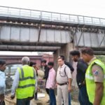 RPF police took charge at the railway station with vigilance, appealing to people to stay away from the bridge IMAGE CREDIT TO POLICE