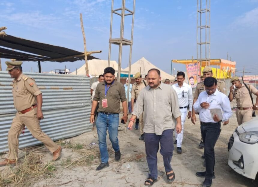 The District Magistrate conducted an on-site inspection of the preparations for the Garh Ganga Fair, placing special emphasis on security and smooth traffic management IMAGE CREDIT TO INFORMATION DEPARTMENT