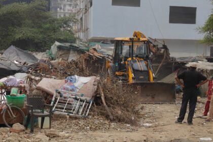 6.5 acres of land cleared of encroachment: Major action by Construction Block-1, recovering land worth ₹425 crore from illegal possession IMAGE CREDIT AWAS VIKAS PARISHAD
