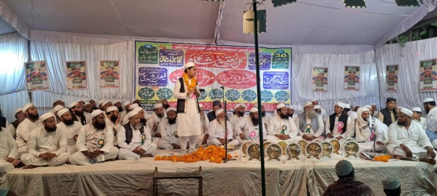 The Siyohara hosted a grand Hind Naatia Mushaira, where the atmosphere was filled with devotion and reverence. The Naatia (praise of the Prophet) poetry continued to resonate late into the night IMAGE CREDIT TO REPORTER