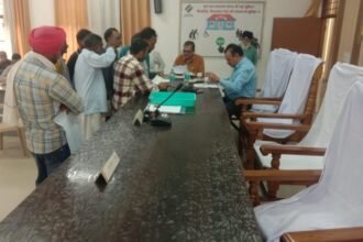 Pile of complaints at Samagra Samadhan Diwas, officials absent, complainants left disappointed IMAGE CREDIT TO INFORMATION DEPARTMENT