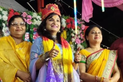 Devotees immersed in the ocean of devotion to Shyam — a grand Kirtan Mahotsav was held on the occasion of Khatu Shyam’s birth anniversary IMAGE CREDIT TO REPORTER