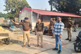 DCP City Dhaval Jaiswal inspected the Crime Branch IMAGE CREDIT TO POLICE