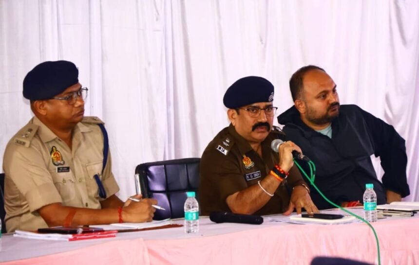 The DM and SP toured the Garh Ganga Fair area and gave directions to their subordinates during the review meeting IMAGE CREDIT TO POLICE