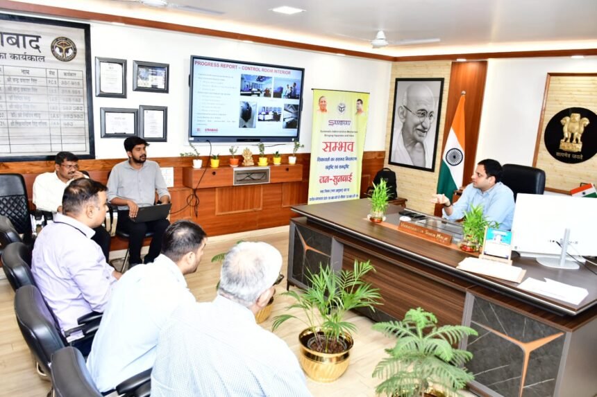 Integrated Traffic Management System: Traffic signals installed at 41 intersections; the team gave a presentation to the Municipal Commissioner IMAGE CREDIT TO NAGAR NIGAM