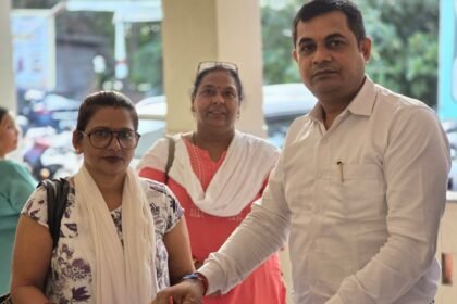 City Magistrate Dr. Santosh Upadhyay Hands Over Counting Forms to BLO IMAGE CREDIT TO INFORMATION DEPARTMENT