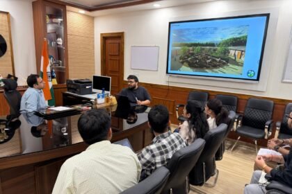 Biodiversity Park to be equipped with modern facilities; Municipal Commissioner reviews the presentation IMAGE CREDIT TO NAGAR NIGAM