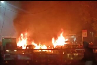 Massive explosion in a car near the Red Fort; eight dead. Prime Minister Modi took stock of the situation from Home Minister Amit Shah IMAGE CREDIT TO SOCIAL MEDIA