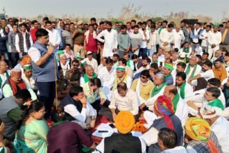 Grand council echoed in Raunija over farmers' 11-point demands; more than 20 organizations expressed support IMAGE CREDIT TO KISAN UNION