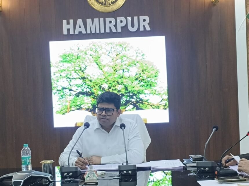 DM Takes Strict Action for Lagging Targets, Stops Salary of Four Mandi Secretaries IMAGE CREDIT TO INFORMATION DEPARTMENT