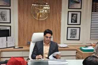 Divisional Commissioner’s decisive meeting on voter list revision IMAGE CREDIT TO INFORMATION DEPARTMENT