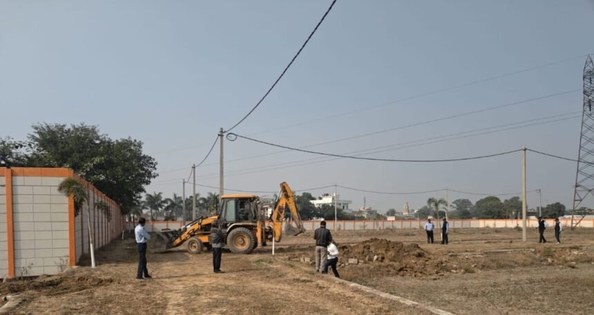 Major action by the Hapur-Pilkhuwa Development Authority against illegal construction; structures demolished at two locations IMAGE CREDIT TO AUTHORITY