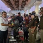 Traffic Month – November 2025: Police conducted an awareness campaign at Rajnagar Extension IMAGE CREDIT TO POLICE