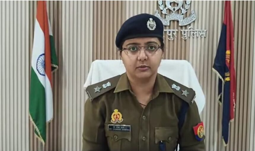 SP Diksha Sharma interacted with recruit constables and conducted a thorough inspection of the RTC room and training facilities IMAGE CREDIT TO POLICE