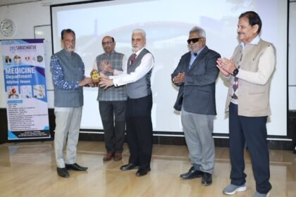 A successful meeting held aimed at strengthening the partnership between the chemist-druggist community and SIMS Hospital IMAGE CREDIT TO इंस्टिट्यूट