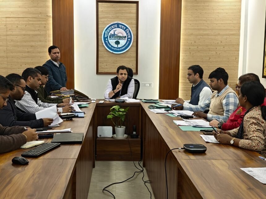 Municipal Commissioner held a review meeting regarding the works of the Waterworks Department. IMAGE CREDIT TO NAGAR NIGAM