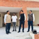 Animal Birth Control Center of the Municipal Corporation will soon start in Vijayanagar; officials conducted an inspection IMAGE CREDIT TO NAGAR NIGAM