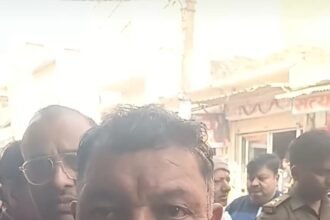 Daylight attack on a shop: Failed robbery attempt on a shoe trader, miscreants fled after injuring him on the head IMAGE CREDIT TO REPORTER