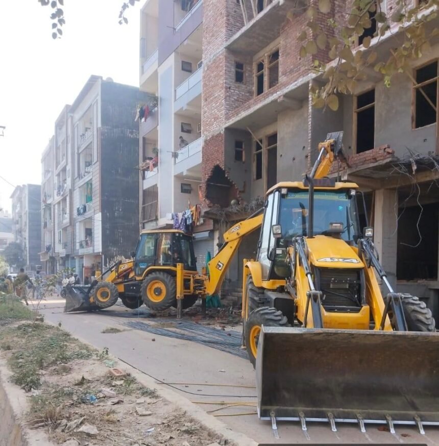 In Indraprasth Loni, the authority’s bulldozer demolished a five-storey illegal building constructed rapidly using a fake map; a case has been filed against two people IMAGE CREDIT TO AUTHORITY