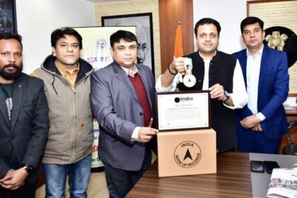 India Book of Records: Ghaziabad Municipal Corporation gets its name recorded IMAGE CREDIT TO NAGAR NIGAM