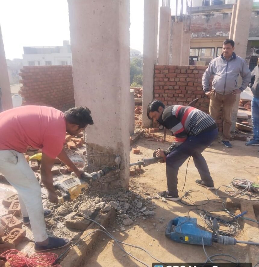 GDA’s bulldozer rolled into Shalimar Garden IMAGE CREDIT TO AUTHORITY