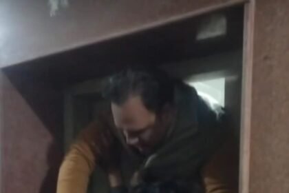 Elevator fell from the 12th floor to the basement in Sanchar Residency, one person suffered a leg fracture IMAGE CREDIT TO REPORTER