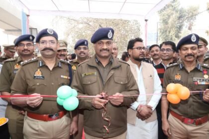 High-tech traffic booth launched at Mohan Nagar; inaugurated by the Police Commissioner IMAGE CREDIT TO POLICE