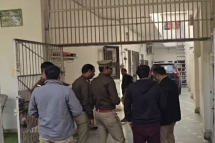 Elderly Woman Duped in Rajnagar, Police Launch Investigation IMAGE CREDIT TO POLICE