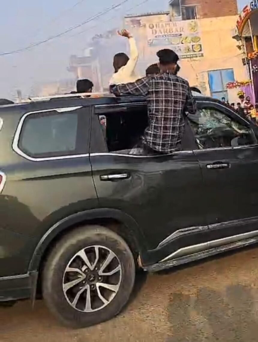 Dangerous stunt orgy in the middle of the road, traffic police crackdown on viral video, fine of 31 thousand rupees IMAGE CREDIR TO REPORTER