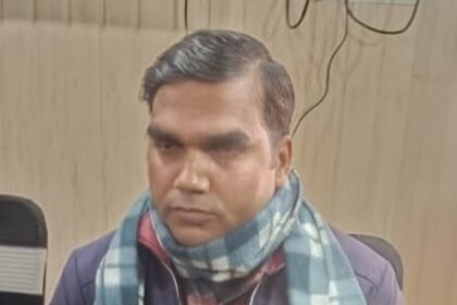 Accountant caught red handed taking bribe of Rs 5,000, major action by anti-corruption team IMAGE CREDIT TO POLICE