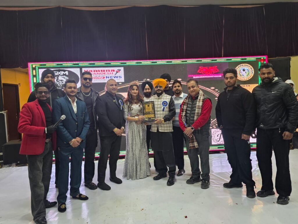 पालमपुर में नन्ही प्रतिभाओं के मार्गदर्शक बने आचार्य बख्शीश सिंह बावा, बच्चों को दिया आत्मविश्वास और संस्कारों का संदेश 2 WhatsApp Image 2025 12 18 at 7.42.38 PM 22