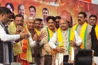 Newly elected state president of BJP Pankaj Chaudhary was given a warm welcome in Ghaziabad IMAGE CREDIT TO BJP
