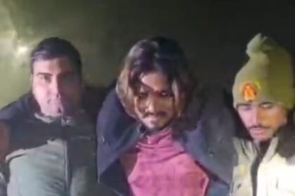 Ankur Vihar police arrested 2 murderers in encounter, both shot in the leg IMAGE CREDIT TO POLICE