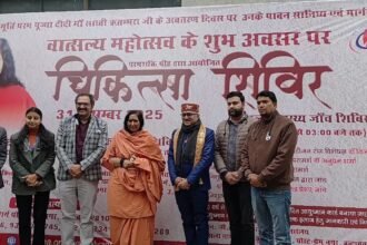 A free health check-up camp was organized at Vatsalya Gram, and a large number of people received treatment and consultation IMAGE CREDIT TO A free health check-up camp was organized at Vatsalya Gram, and a large number of people received treatment and consultation IMAGE CREDIT TO शारदा हॉस्पिटल