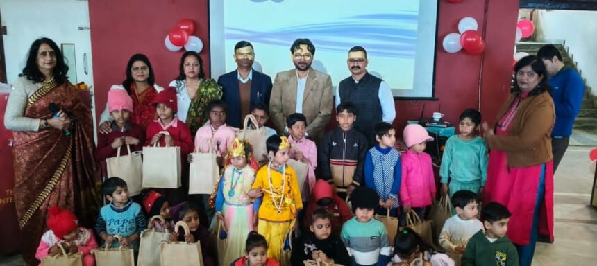 A grand event of the program 'Hamara Aangan Hamare Bachche' was organised in Neemka, children displayed their creative talent IMAGE CREDIT TO SCHOOL