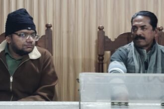 Scheduled Commission member visited Valmiki Basti and heard the pain of the sanitation workers IMAGE CREDIT TO NAGAR PALIKA