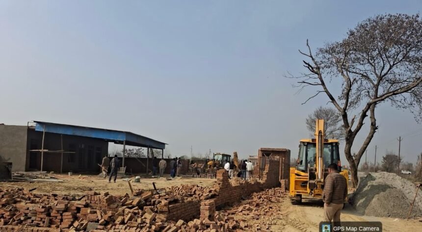 Major action against illegal colonies in Modinagar IMAGE CREDIT TO AUTHORITY